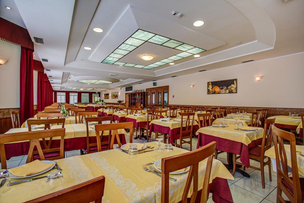 Hotel San Giorgio Μιλάνο Μαριτίμα Εξωτερικό φωτογραφία