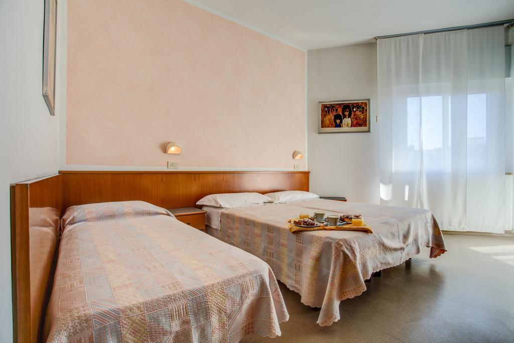 Hotel San Giorgio Μιλάνο Μαριτίμα Δωμάτιο φωτογραφία
