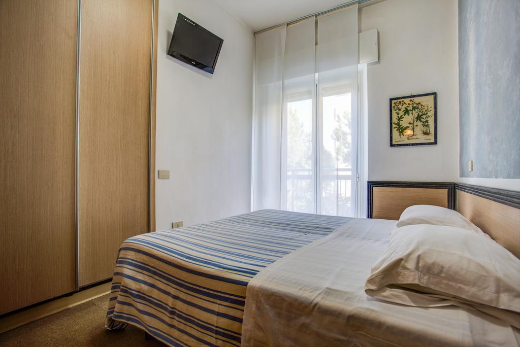 Hotel San Giorgio Μιλάνο Μαριτίμα Δωμάτιο φωτογραφία